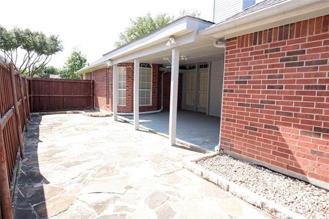 Building Photo - 1149 Valley Oaks Dr