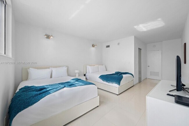 Building Photo - 19370 Collins Ave