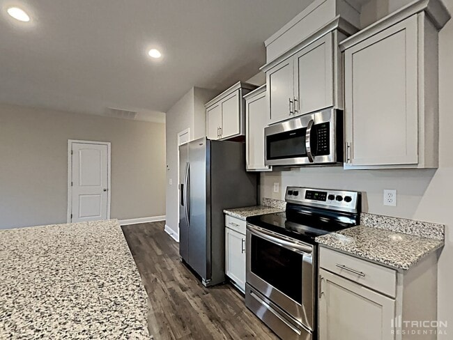 Building Photo - 1104 Downing Bluff Dr