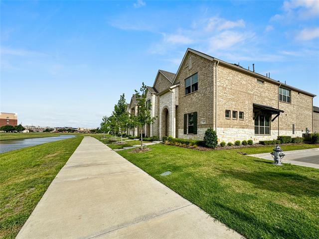 Building Photo - 677 Watersedge Ct