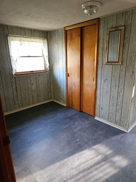 Building Photo - 7035 Hwy 1643