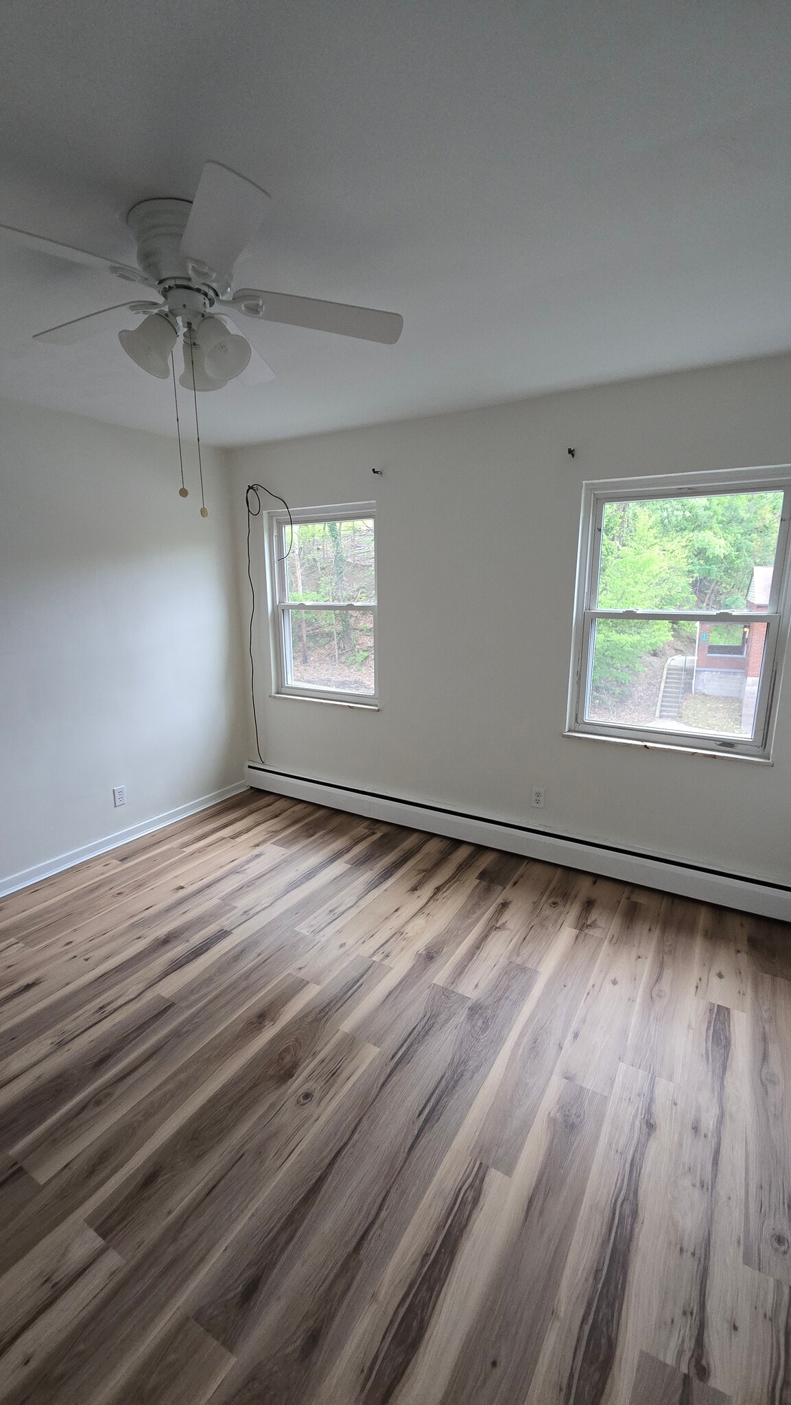 Building Photo - 515 2nd St