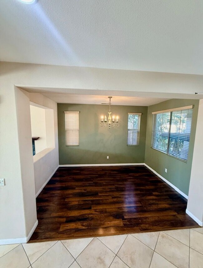 Building Photo - Beautiful Oceanview Hills house