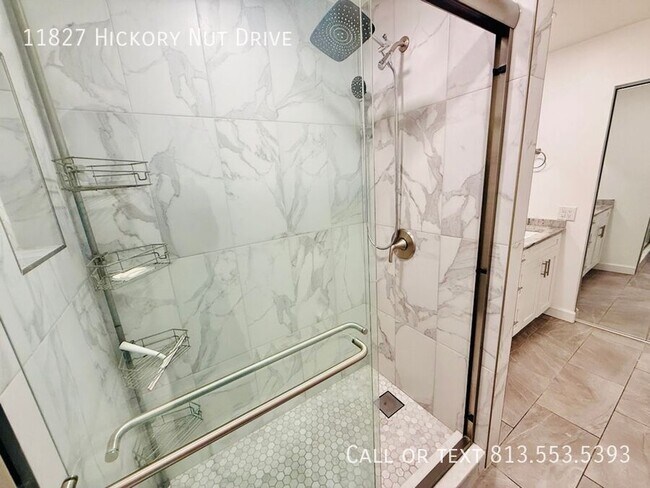 Building Photo - 11827 Hickorynut Dr