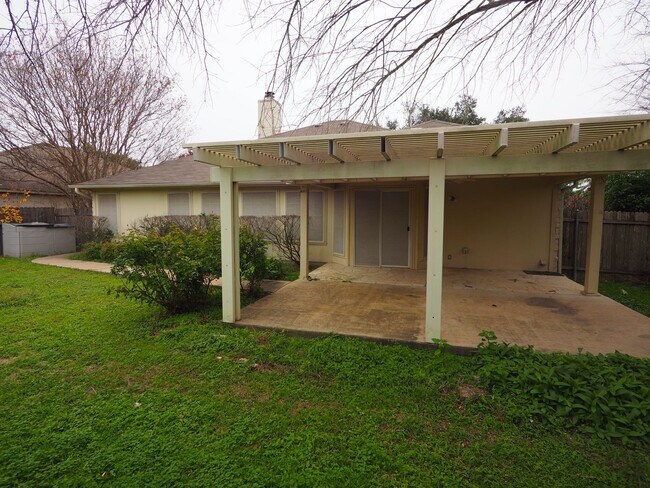Building Photo - Amazing Pflugerville Home!