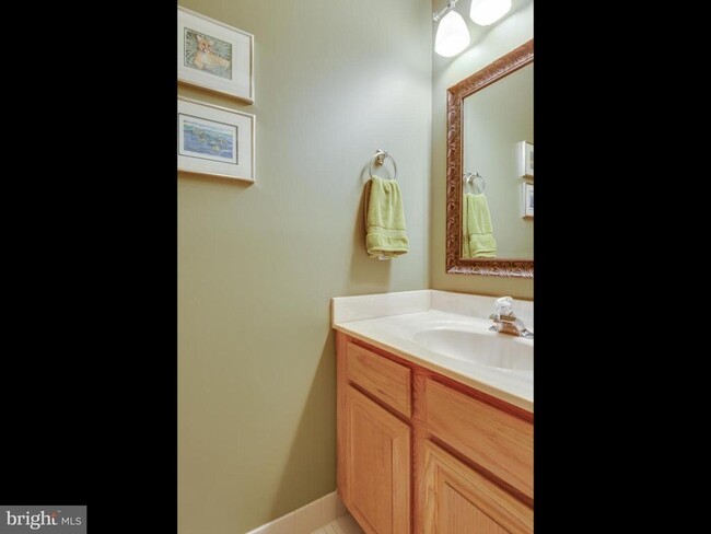Building Photo - 11300 Fairwind Way