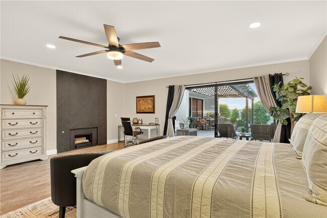 Building Photo - 75407 Montecito Dr