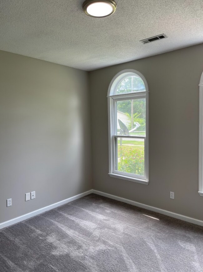 Building Photo - Charming 2 Bedroom, 2 Bath Home in Decatur, AL! MOVE IN SPECIAL!