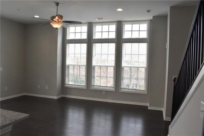 Building Photo - 225 Britten Pass