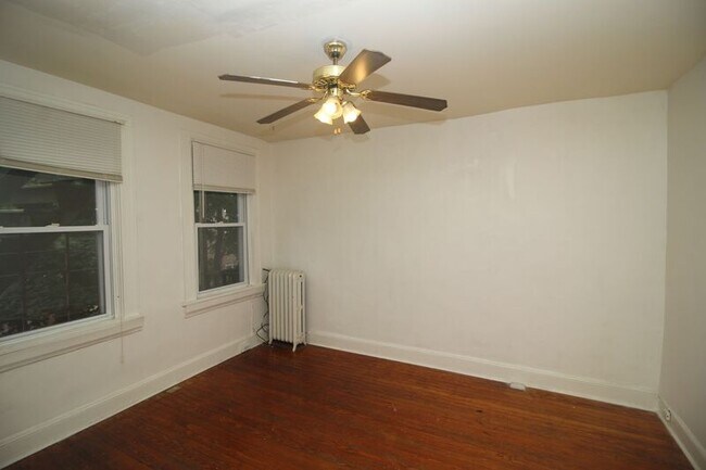 Building Photo - 3209 Guilford Ave