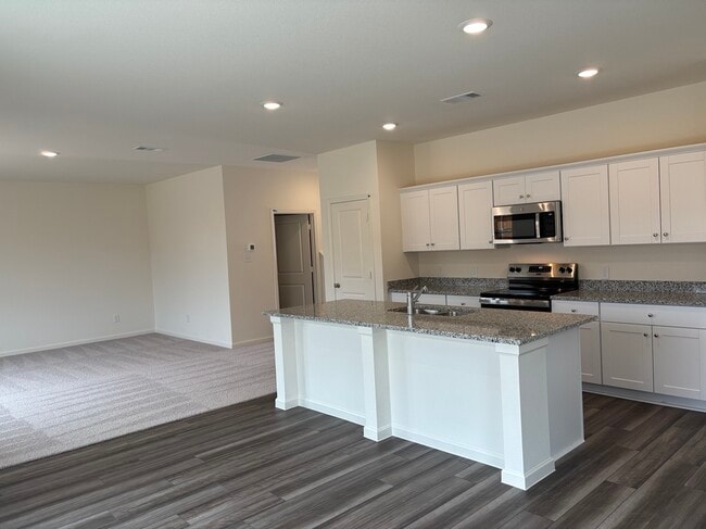 Building Photo - 1876 Purtis Crk Dr