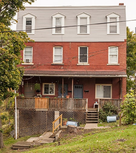 Building Photo - 1402 West Sycamore St.