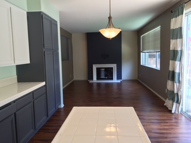 Building Photo - Spacious two-story home with functional layout and strong natural light in a well-maintained Ocea...