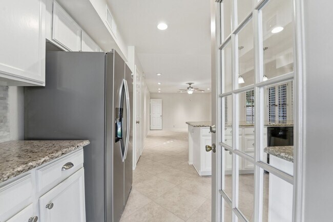 Building Photo - Beautiful 3 Bed/ 2.5 Bath Scottsdale Home I Near Kierland - Prime Location