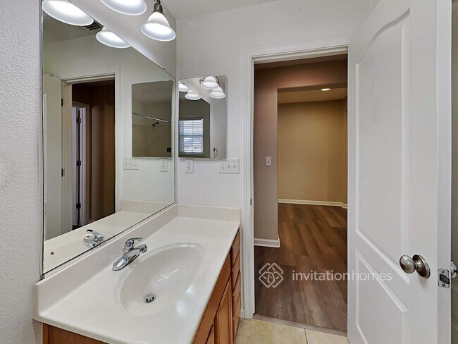 Building Photo - 2671 Nicolson Cir