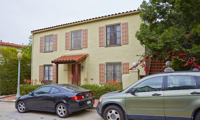 Building Photo - 2424 Tesla Ter