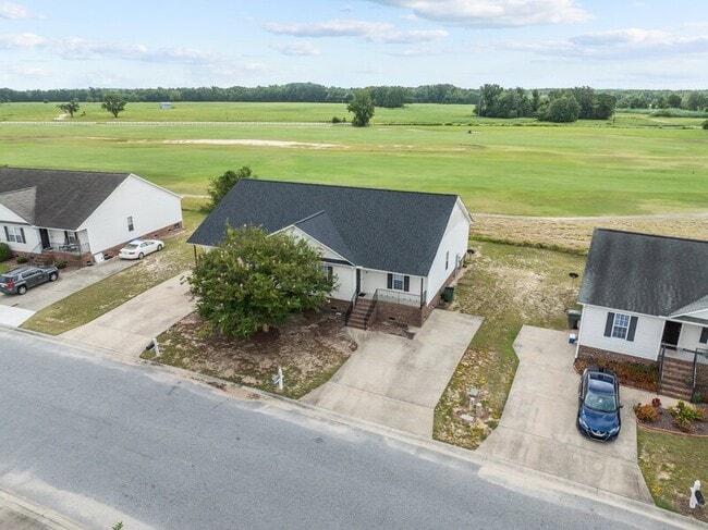 Primary Photo - 5110 Deveron St