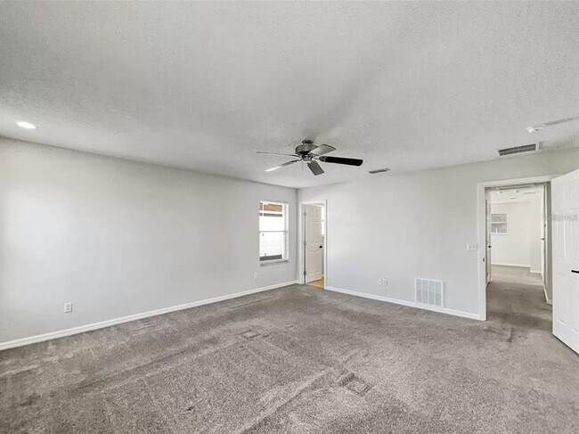 Building Photo - 163 Rona Ln