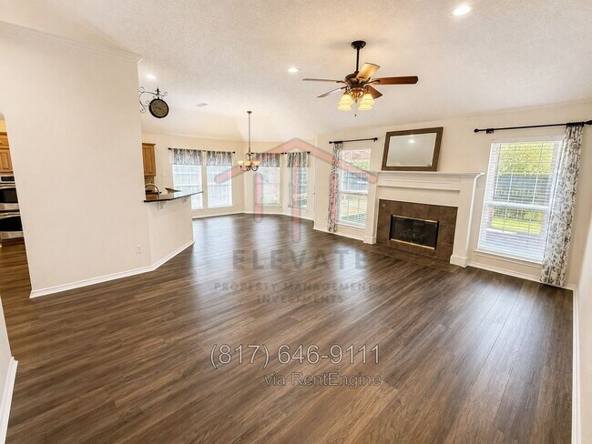 Building Photo - 2117 Pinwood Cir