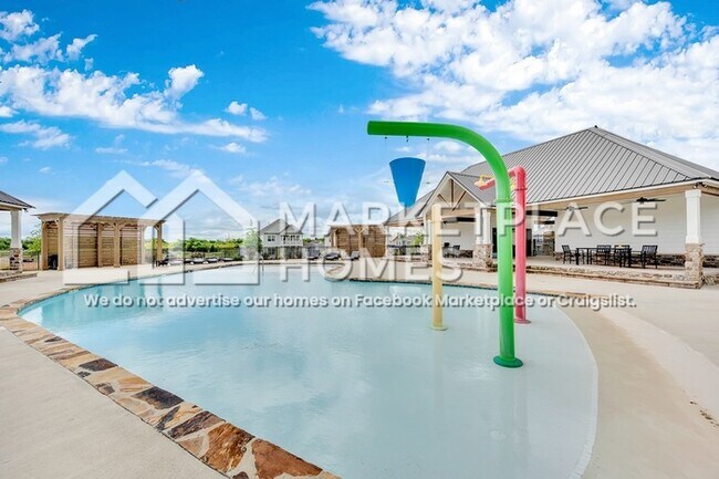 Building Photo - 3335 Meriwether Dr