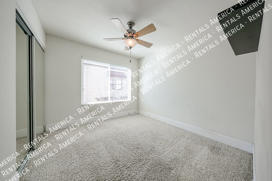 Building Photo - 8825 S 48th St