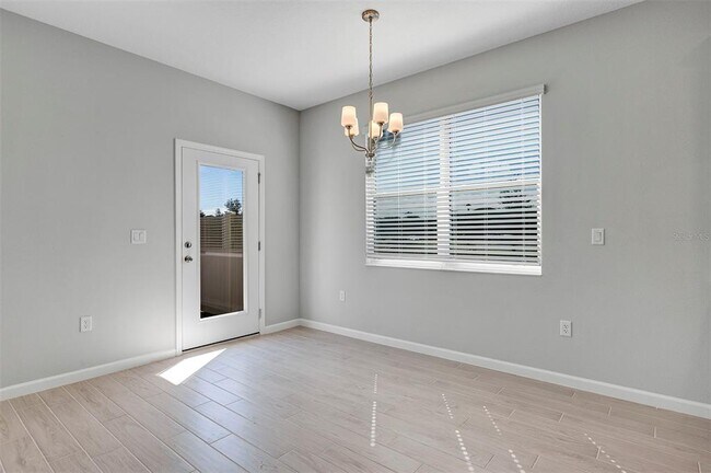 Building Photo - 691 Pothos St