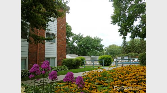 Building Photo - Lucia Lane Apartments