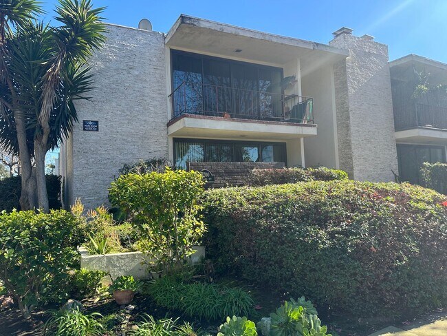 Building Photo - p7700