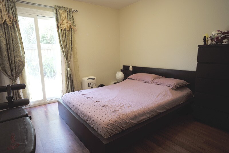 Bdrm (furnishings not included) - 2022 Virginia St