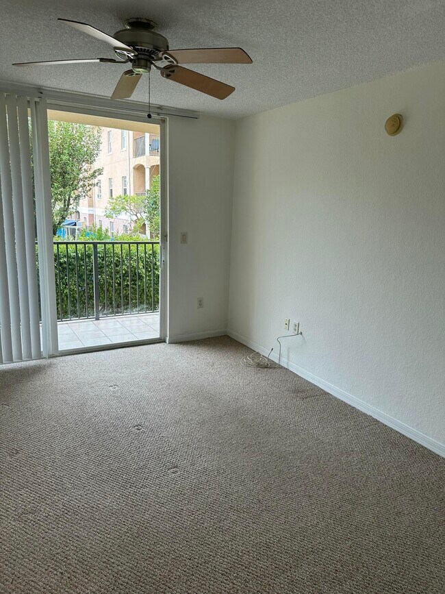 Building Photo - 1801 N Flagler Dr