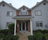 Building Photo - 8314 Glenwillow Ln