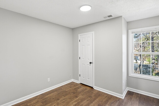 Building Photo - 5117 Buckline Ct NW