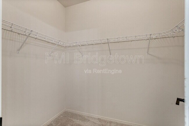 Building Photo - 21724 SW Vintner Ln