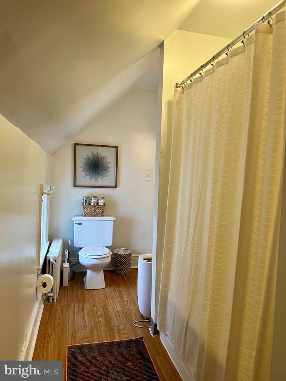 Building Photo - 1507 W 14th St