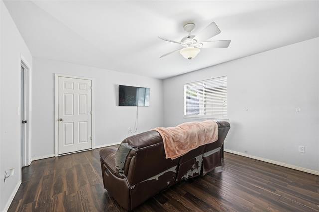 Building Photo - 912 S Old Orchard Ln