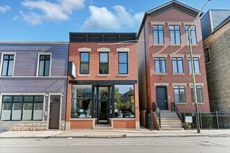 Building Photo - 2239 N Clybourn Ave
