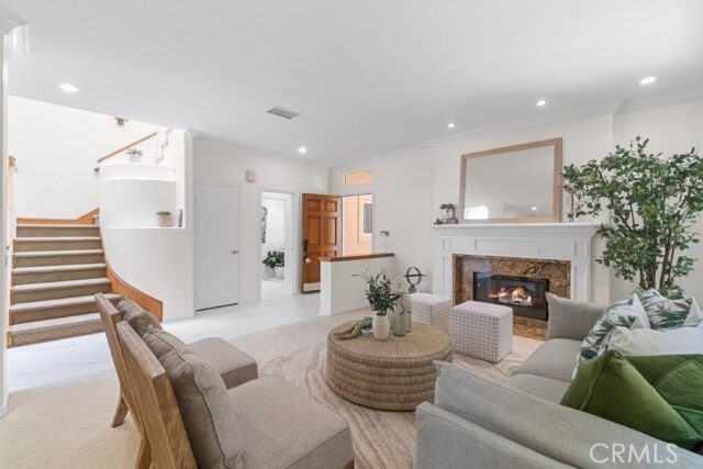 Building Photo - 2562 Woodbury Dr