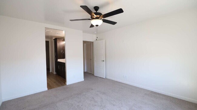 Building Photo - Beautiful 4-Bed, 2.5-Bath Home in Scenic Washington, UT Near Sand Hollow