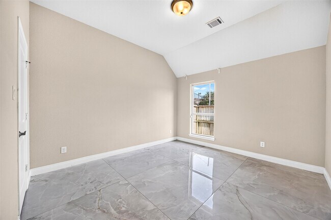 Building Photo - 5126 Jibe Ho Ln