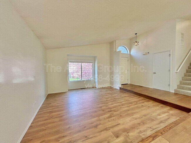 Building Photo - 14597 SW 81st Ave