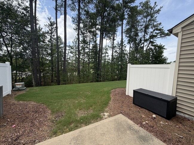 Building Photo - 1037 Grand Ridge Dr