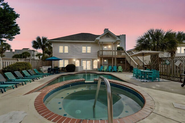 Building Photo - 4308 S Ocean Blvd
