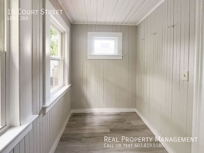 Building Photo - 15 Court St