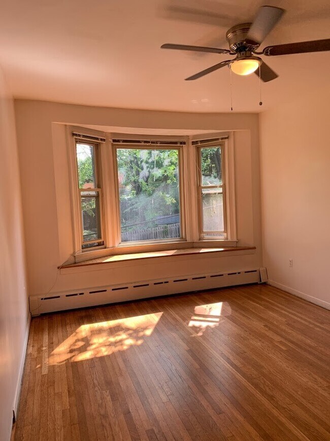 Building Photo - 5544 Fair Oaks Street