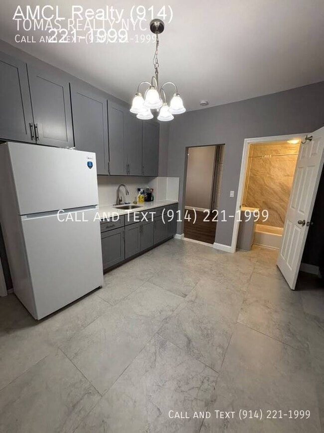 Building Photo - 109 Linden St