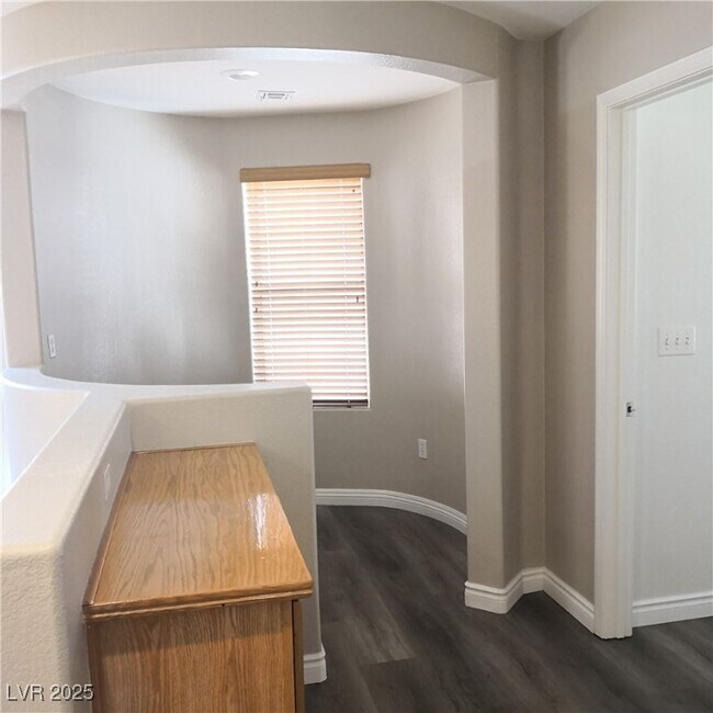 Building Photo - 5055 Lime Kiln Ave