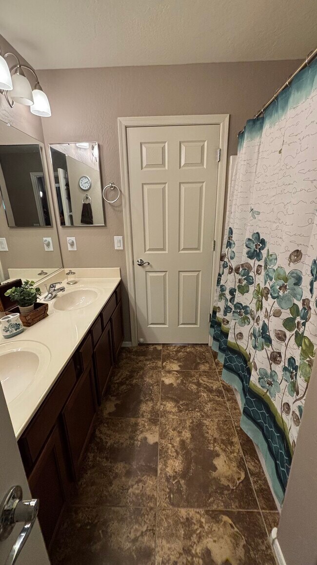 Building Photo - 19589 N Portarosa Ct