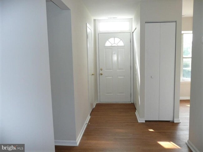 Primary Photo - 13756 Flowing Brook Ct