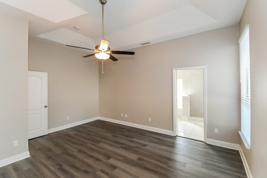 Building Photo - 9461 Maidstone Mill Dr E