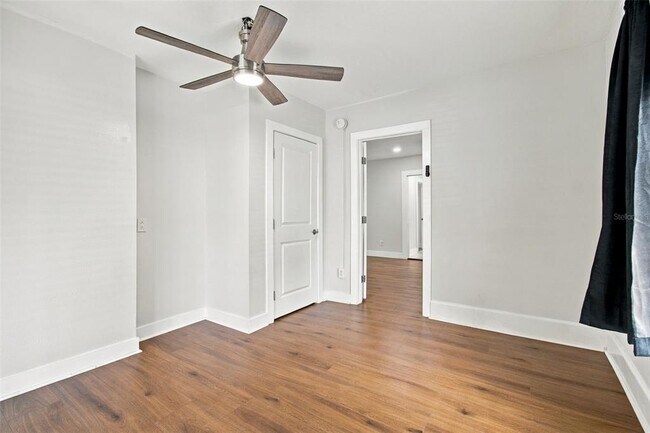 Building Photo - 524 3rd St N